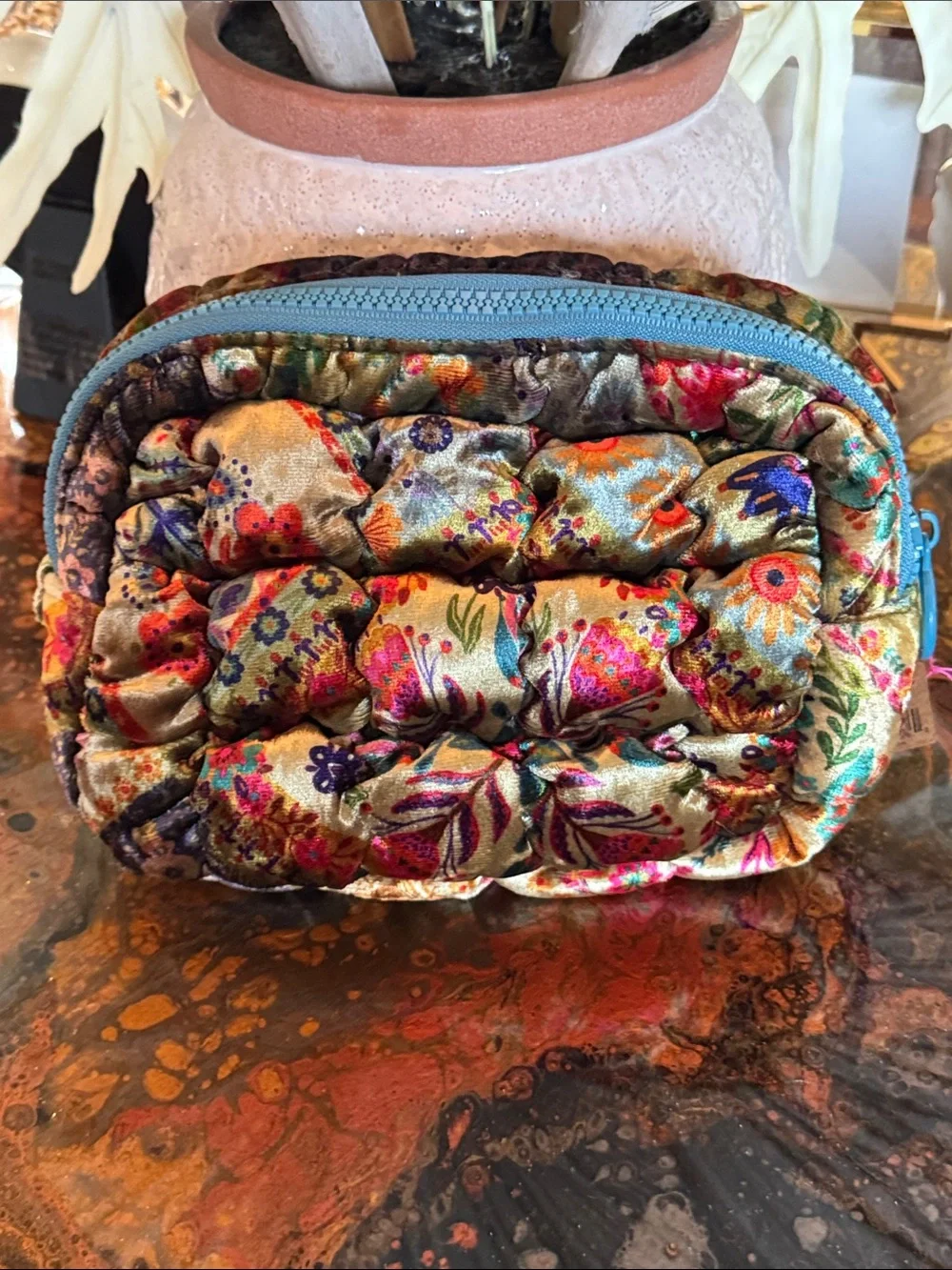 NATURAL LIFE Cosmetic Bag with 4 Bath & Body Works Mists